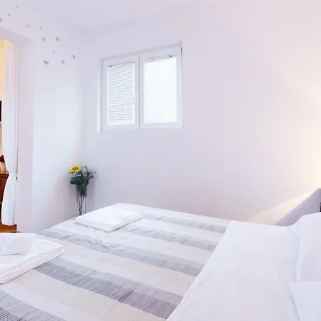 Apartments Nika Appartement Zadar
