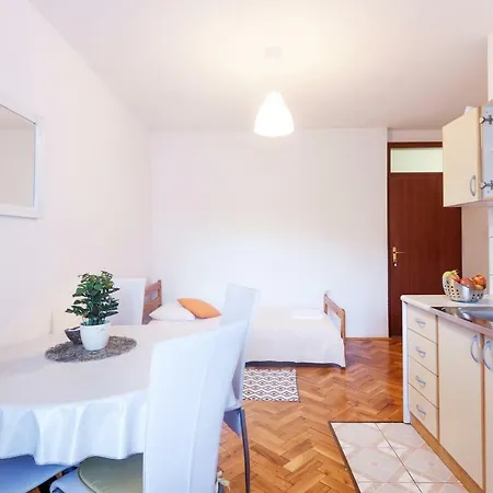 Apartments Nika Appartement Zadar